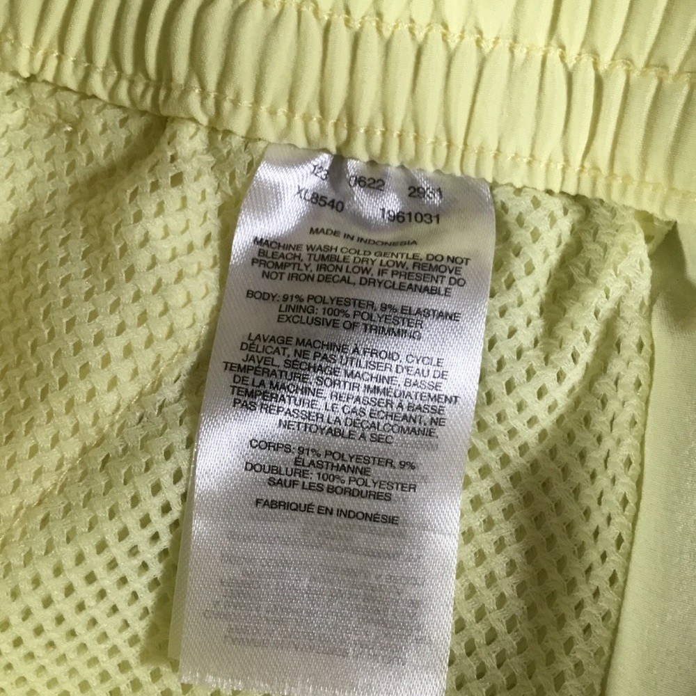 Columbia Bogata Bay stretch shorts women’s size large - Picture 6 of 9